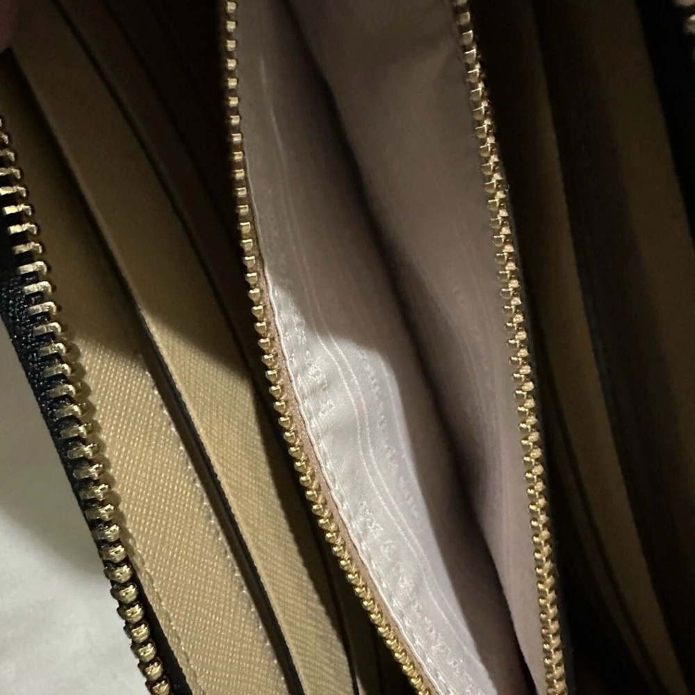 Kate Spade Dark Beige/Tan and Black Zip Wallet - Picture 7 of 11